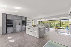 Photo 26- click for photo gallery